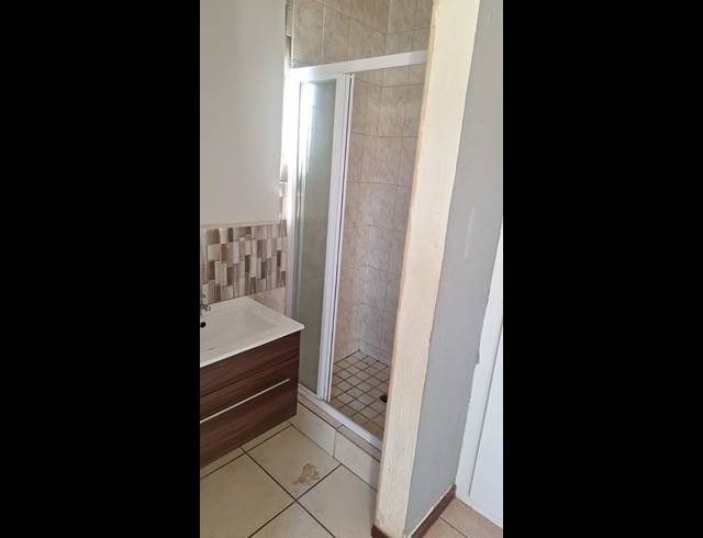 2 BEDROOM TOWNHOUSE FOR SALE IN GREEN HILLS